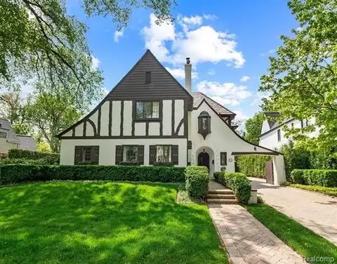 404 LINDEN Road, Birmingham, MI 48009