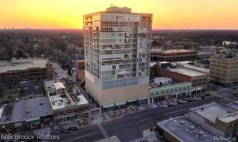 432 S WASHINGTON Avenue, Royal Oak, MI 48067