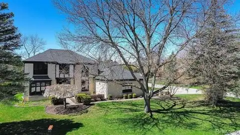 3331 Salem ct, Rochester Hills, MI 48306