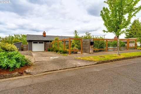 3140 ONYX ST, Eugene, OR 97405