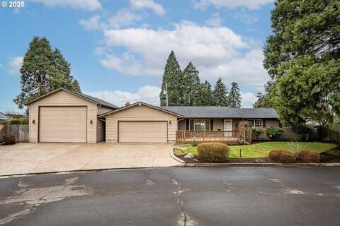 2448 LARALEE ST, Springfield, OR 97477