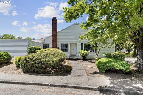 6095 SW ERICKSON AVE, Beaverton, OR 97008