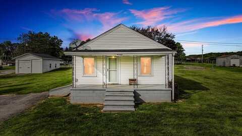 5144 Thornspring RD, Pulaski, VA 24301