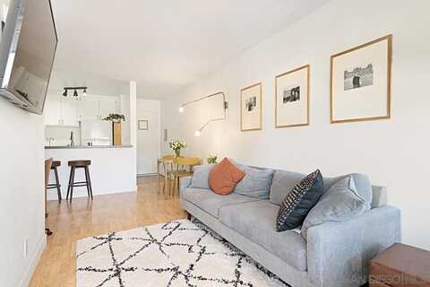 4060 Huerfano Ave, San Diego, CA 92117