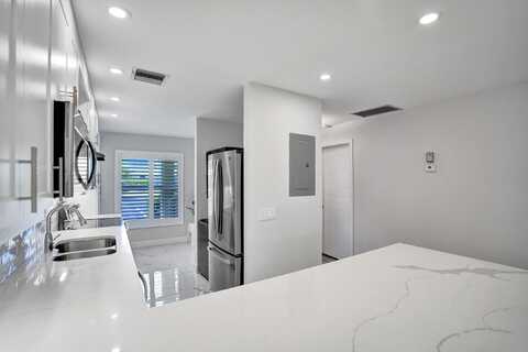 1150 Boxwood Drive, Delray Beach, FL 33445