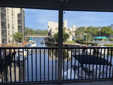 4 Royal Palm Way, Boca Raton, FL 33432