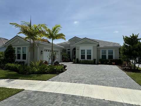 4662 Estates Circle, Lake Wales, FL 33470