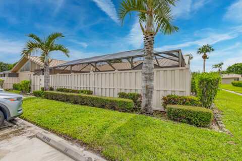 5258 Eagle Lake Drive, Palm Beach Gardens, FL 33418
