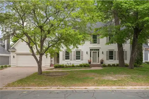 467 Harbor Circle, Shoreview, MN 55126
