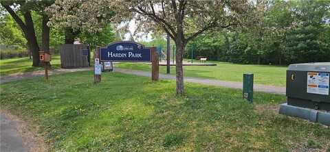 1075 W Wayzata Boulevard, Long Lake, MN 55356
