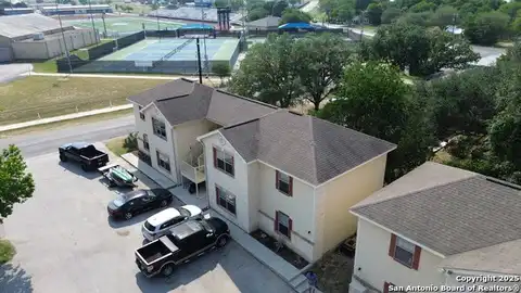 113 Dl Vest, La Vernia, TX 78121