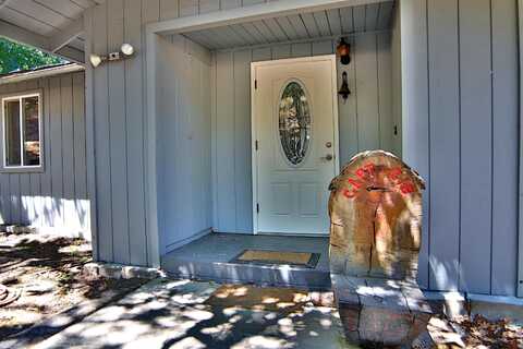 17125 Patricia Ave, Montague, CA 96064