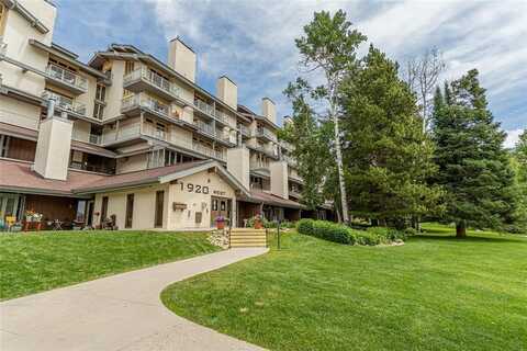 1920 SKI TIME SQUARE DRIVE, Steamboat Springs, CO 80487