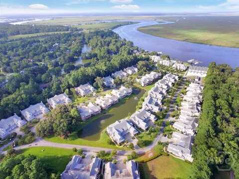 204 River Oaks Drive, Richmond Hill, GA 31324