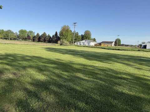 1550 N Hemlock Rd, Hemlock, MI 48628