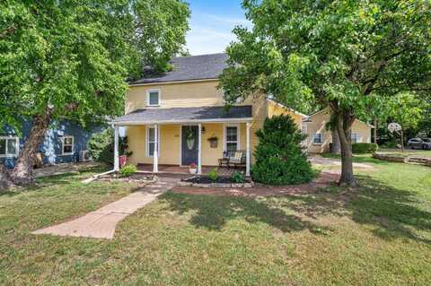 420 W 4th Ave, Belle Plaine, KS 67013