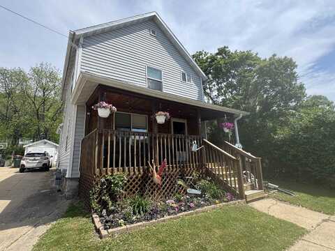 877 S Sheldon Street, Richland Center, WI 53581