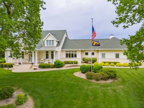 5571 Surrey Lane, Waunakee, WI 53597