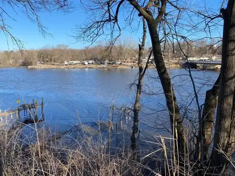 9028 N County F Road, Edgerton, WI 53534