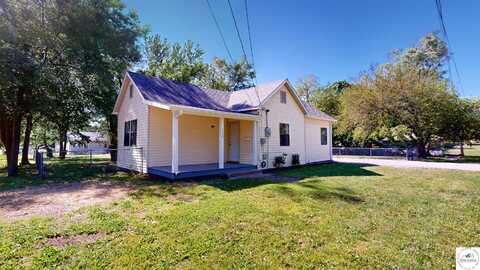 135 E Boonville, Sedalia, MO 65301
