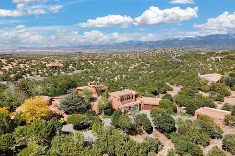 17 Tano W, Santa Fe, NM 87506