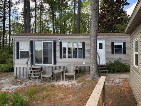 35015* MAPLE COURT, HORNTOWN, VA 23395