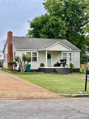 2900 15th Ave, Sheffield, AL 35660