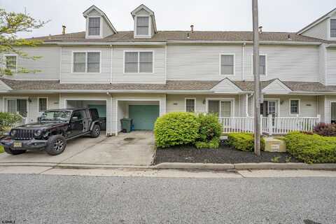 19 Clipper Ct, Atlantic City, NJ 08401