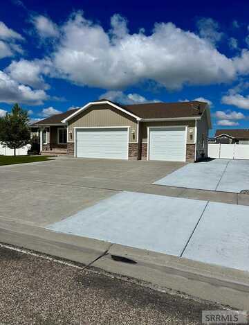 3941 Flint Avenue, Idaho Falls, ID 83401
