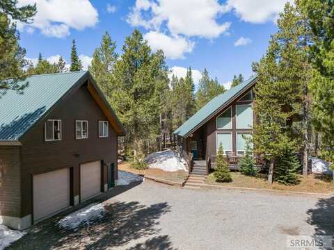 4473 Boulders Street, Island Park, ID 83429