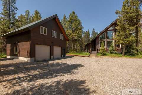 4473 Boulders Street, Island Park, ID 83429