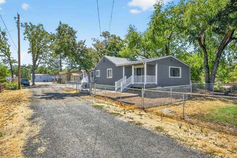 225 Wilson Road, Central Point, OR 97502