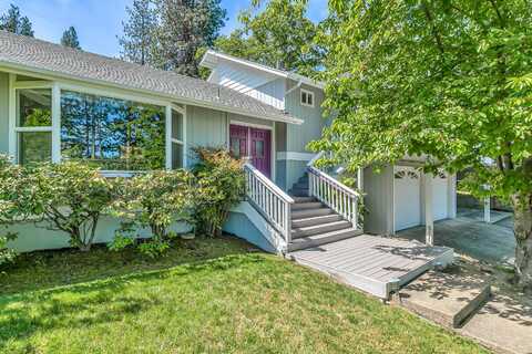 1820 Crestview Drive, Ashland, OR 97520