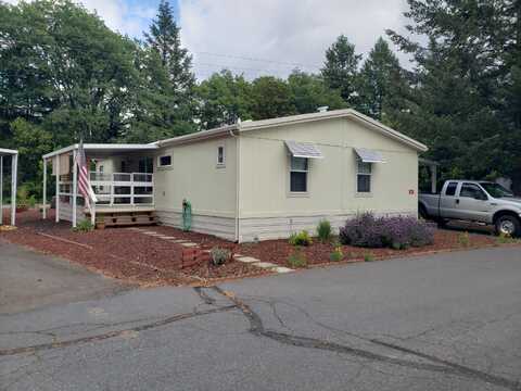 222 Ollis Road, Cave Junction, OR 97523