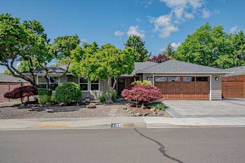 2669 Roberts Road, Medford, OR 97504
