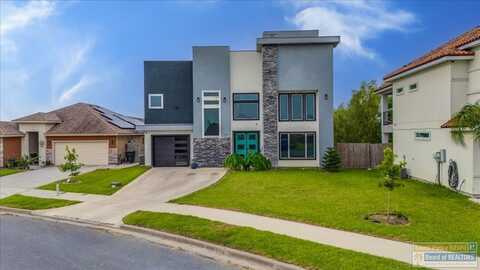 3212 Westgate Cir N, Harlingen, TX 78552