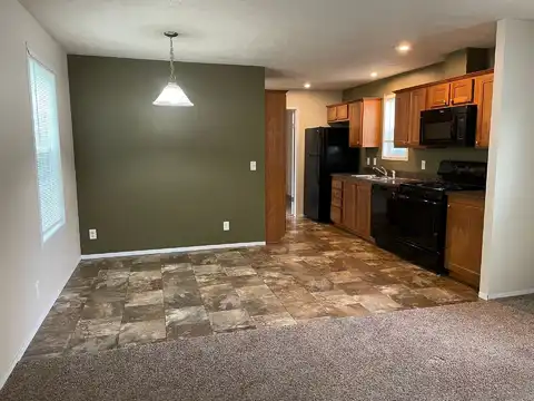 1167 Saskatoon Trail, Wayland, MI 49348