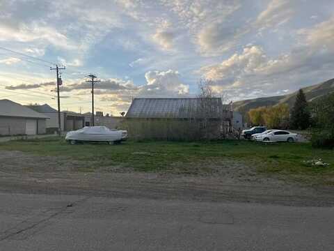 501 N 2nd St N, Bellevue, ID 83313