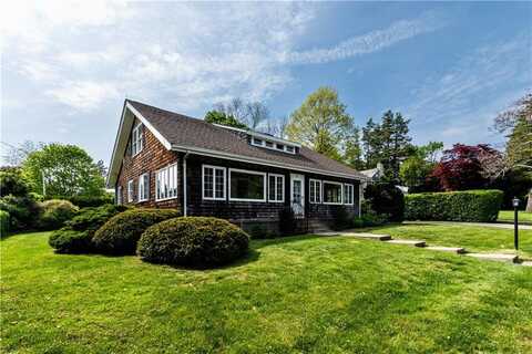 43 Standish Road, Jamestown, RI 02835