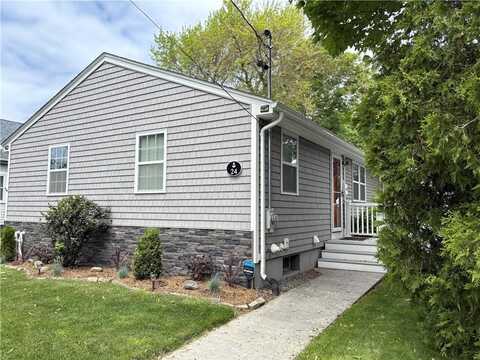 24 Southmayd Street, Newport, RI 02840