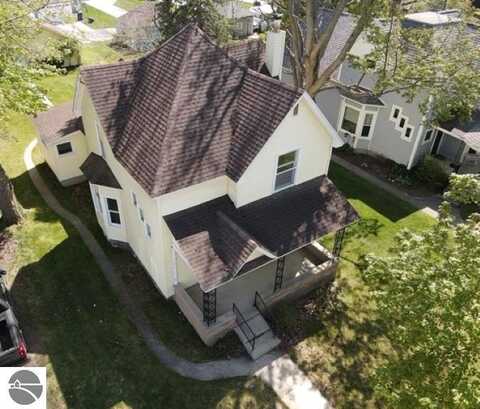 311 W 12th Street, Traverse City, MI 49684