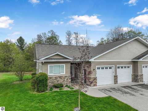 2140 Chelsea Lane, Traverse City, MI 49685