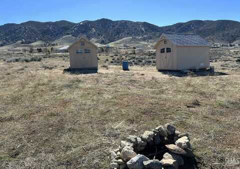 0 Apache, Tehachapi, CA 93561