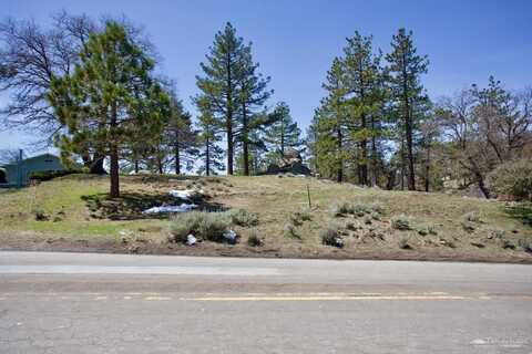 25501 Paramount Drive, Tehachapi, CA 93561