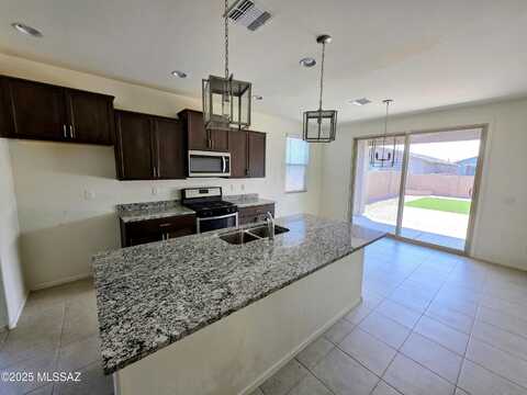 12709 N Gibbs Avenue, Marana, AZ 85653