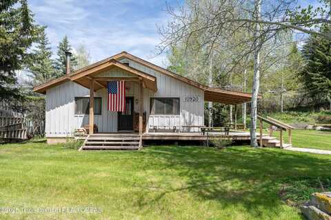 10920 S HIGHWAY 89, Hoback Jct., WY 83001