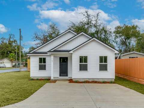43 Sioux Trail, Crawfordville, FL 32327