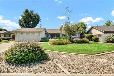 1335 W Howard Avenue, Visalia, CA 93277