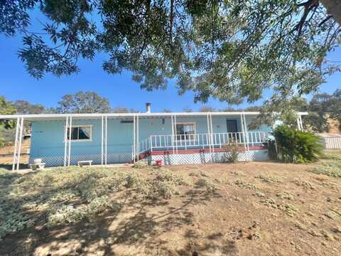 33188 George Smith Road, Squaw Valley, CA 93675