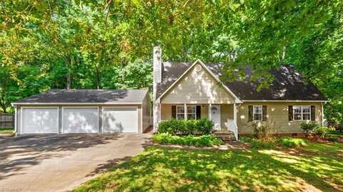 6827 Taylor Woods Lane, Pleasant Garden, NC 27313